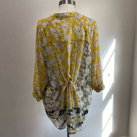 Cabi Amelia Gather Yellow Floral Sheer Blouse Style Size Small - Picture 7 of 14
